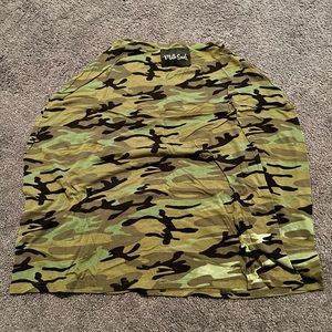 EUC Milk Snob car seat/nursing cover